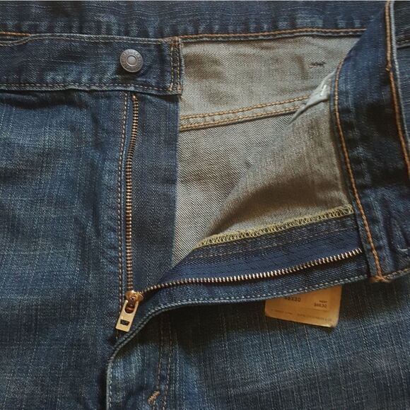 Levi's 550 Relaxed Tapered Leg Jeans Mens 46x30 - Picture 8 of 8